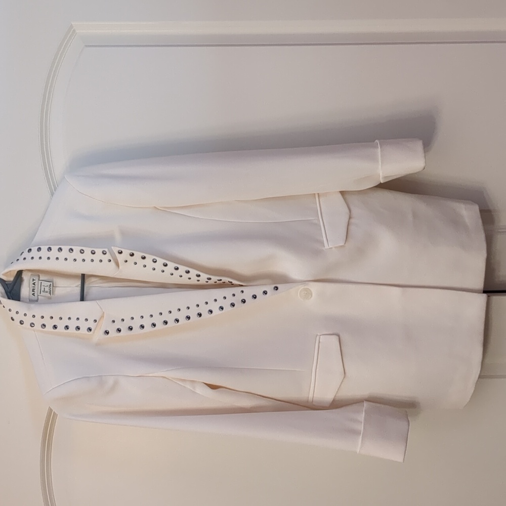 ARIAT WOMEN'S ACE STUDDED CREPE BLAZER - Picture 4 of 10